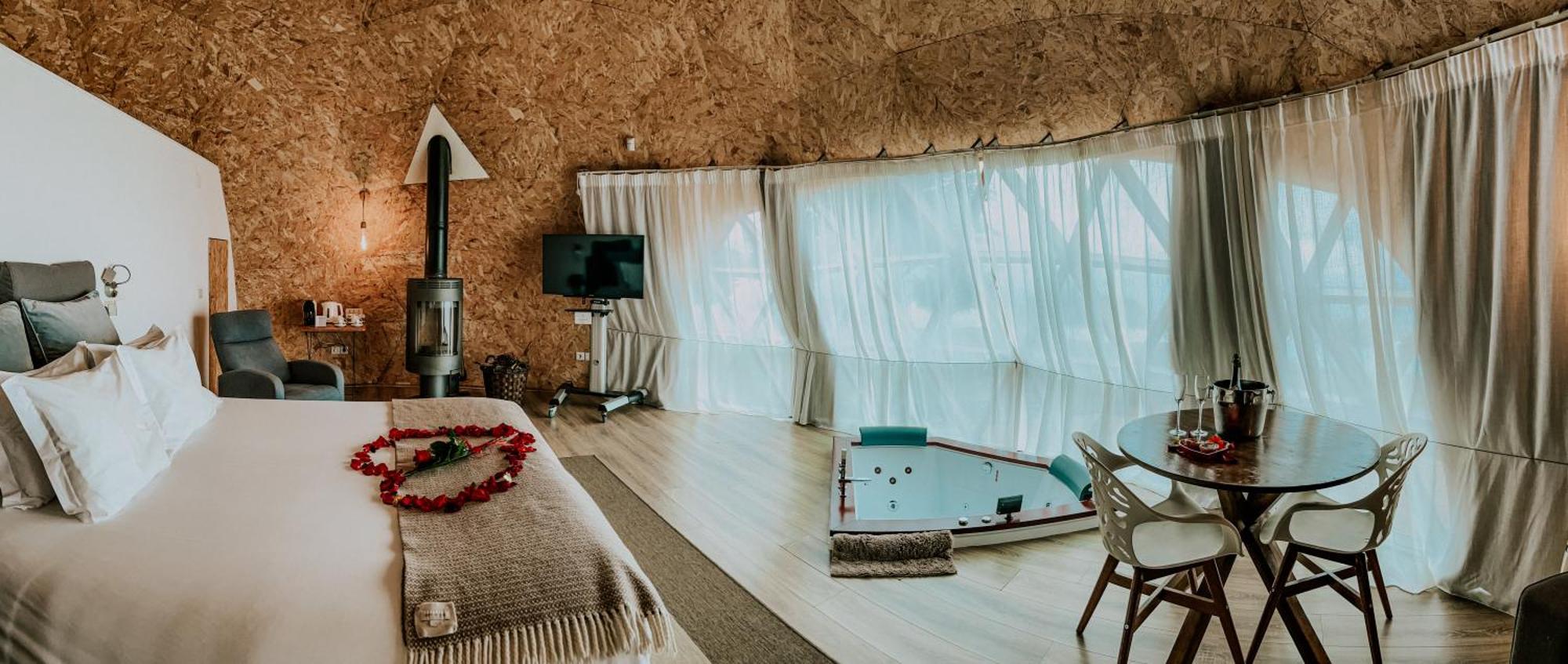 Natura Glamping Alcongosta ภายนอก รูปภาพ