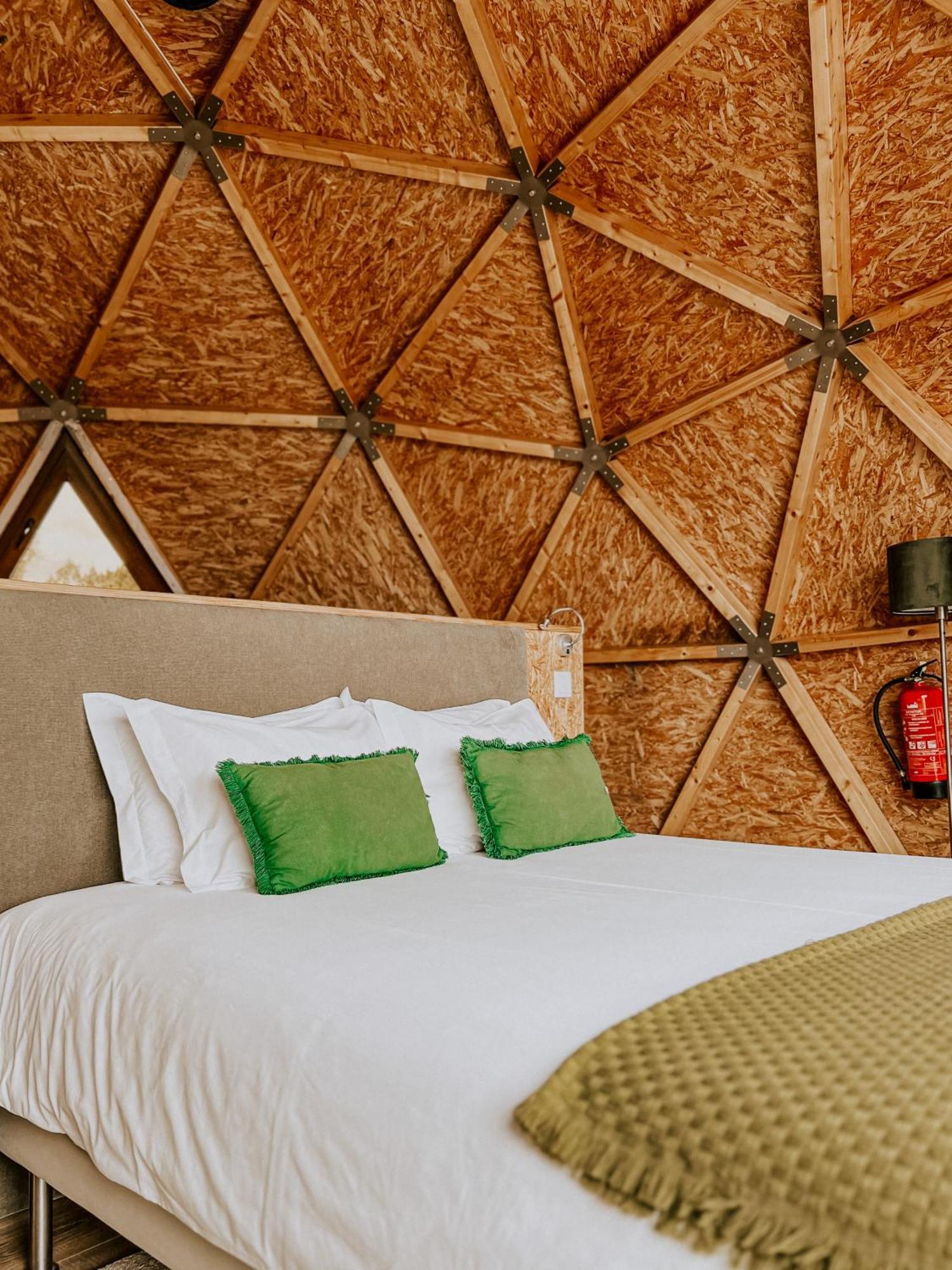 Natura Glamping Alcongosta ภายนอก รูปภาพ