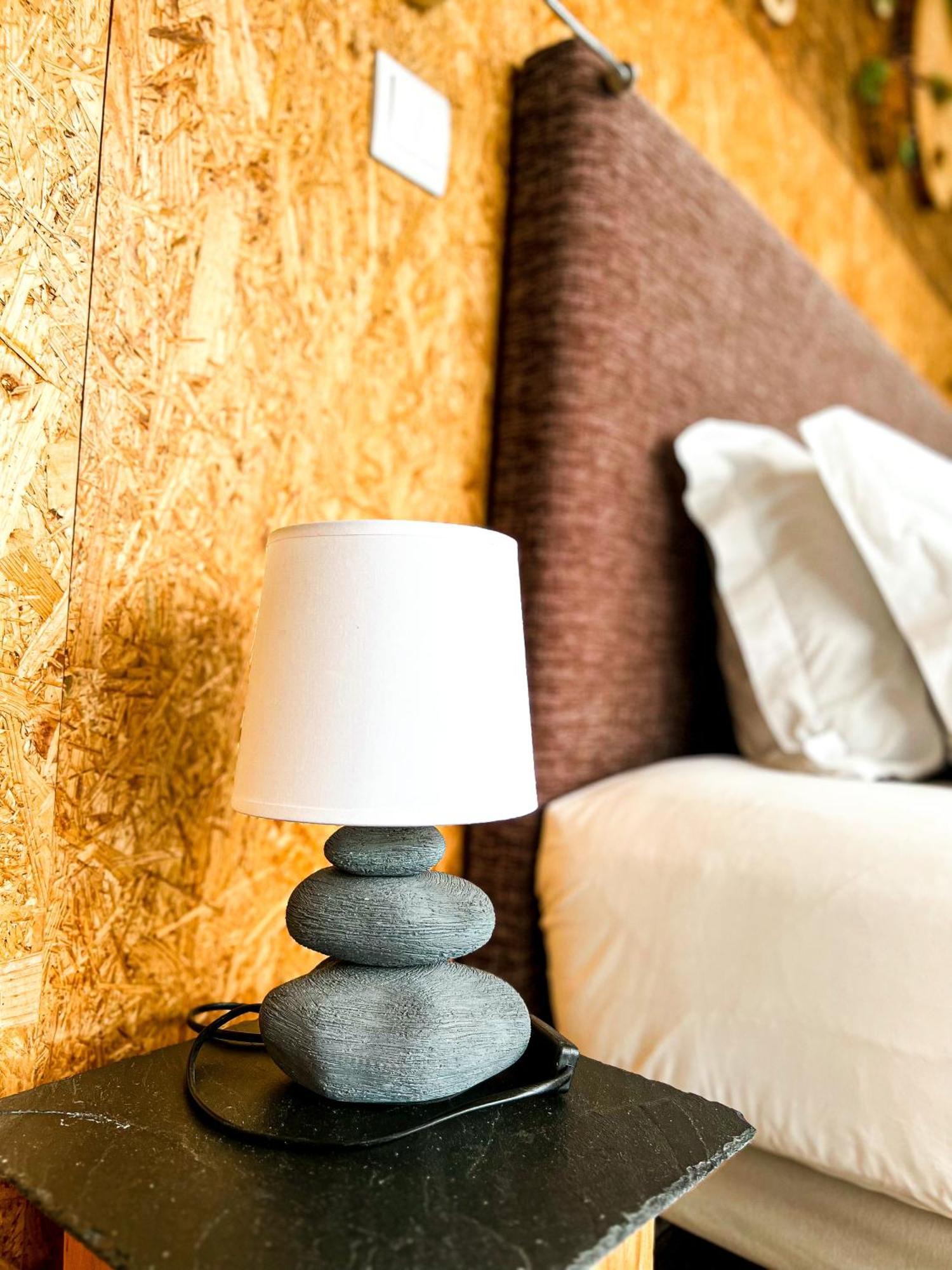 Natura Glamping Alcongosta ภายนอก รูปภาพ